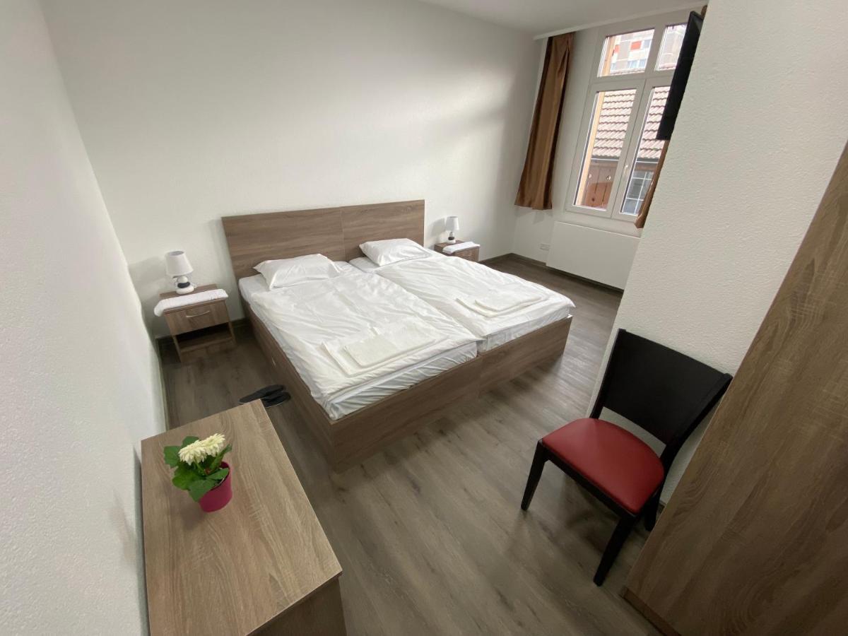 Hotel Da Luca Herzogenbuchsee ภายนอก รูปภาพ