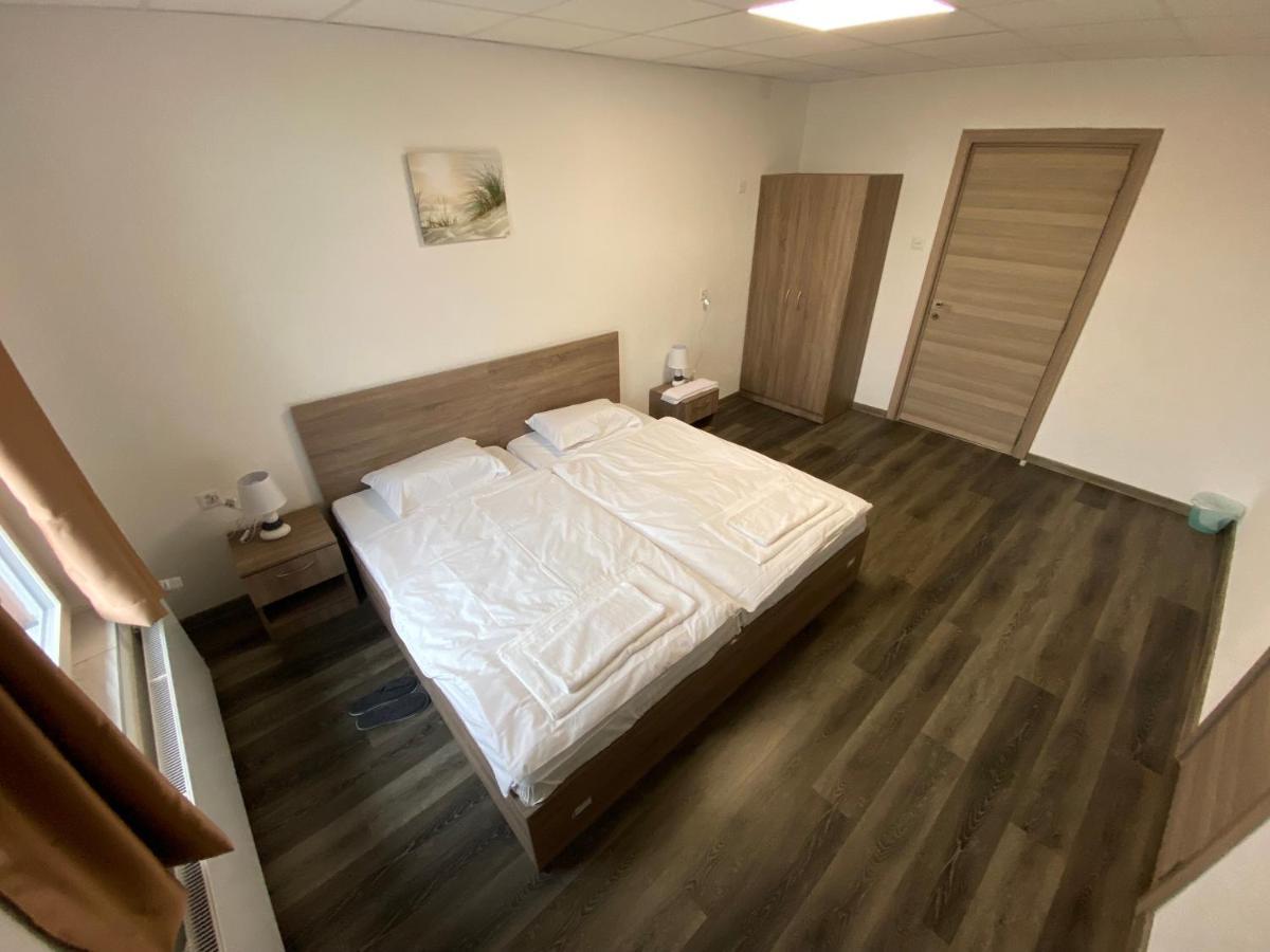 Hotel Da Luca Herzogenbuchsee ภายนอก รูปภาพ