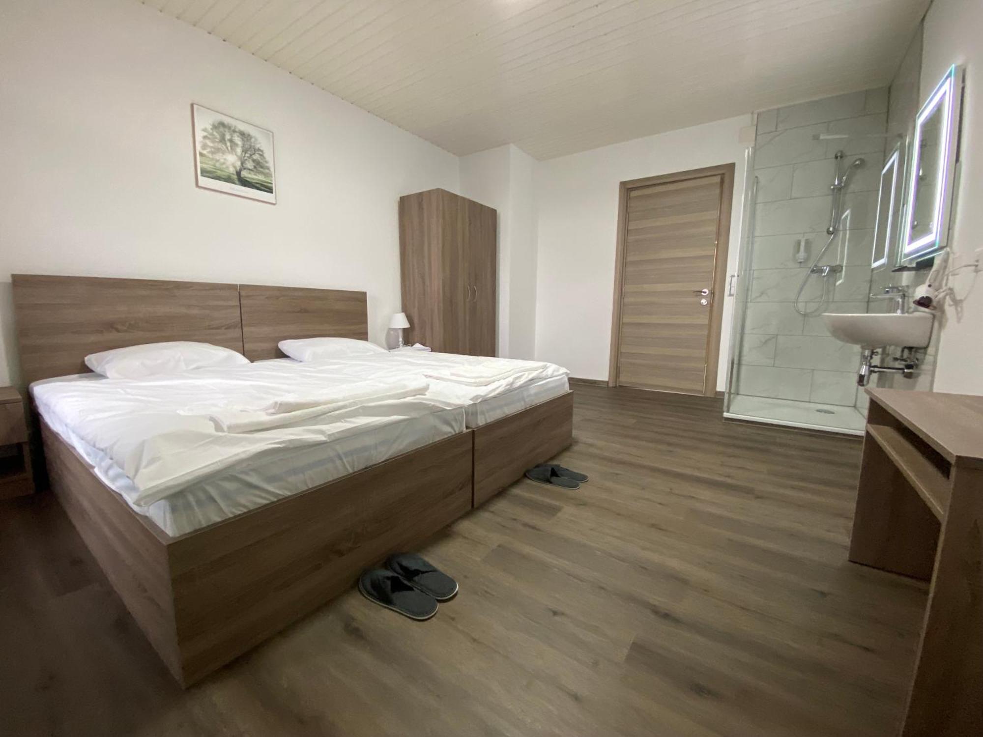 Hotel Da Luca Herzogenbuchsee ภายนอก รูปภาพ