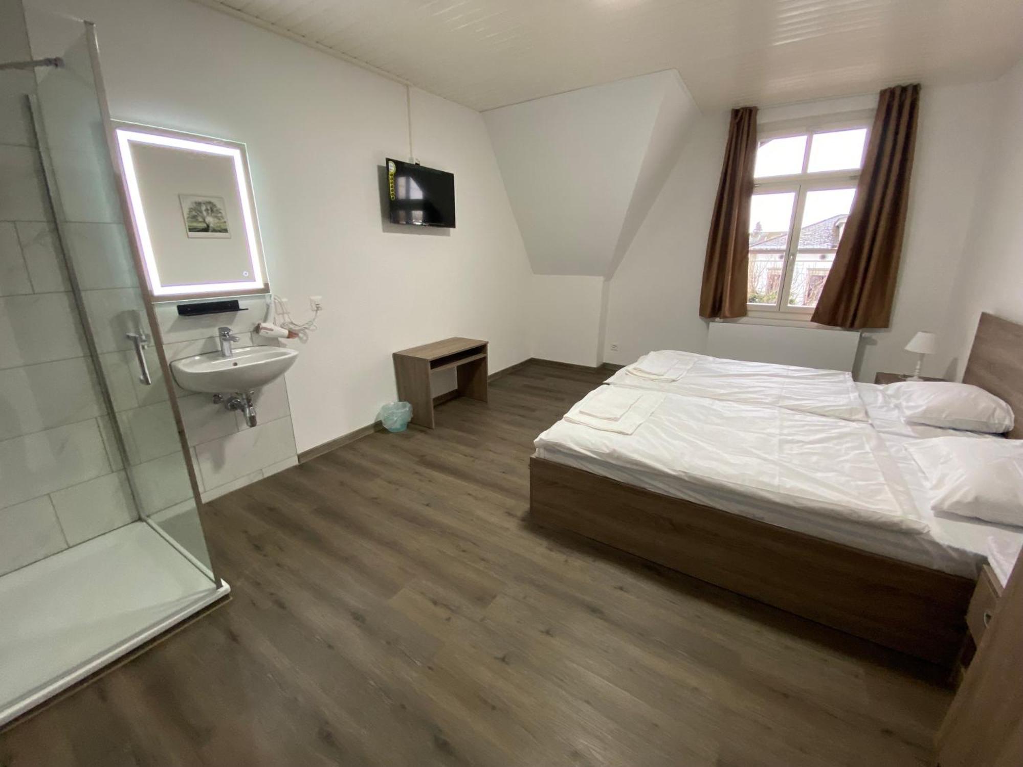 Hotel Da Luca Herzogenbuchsee ภายนอก รูปภาพ