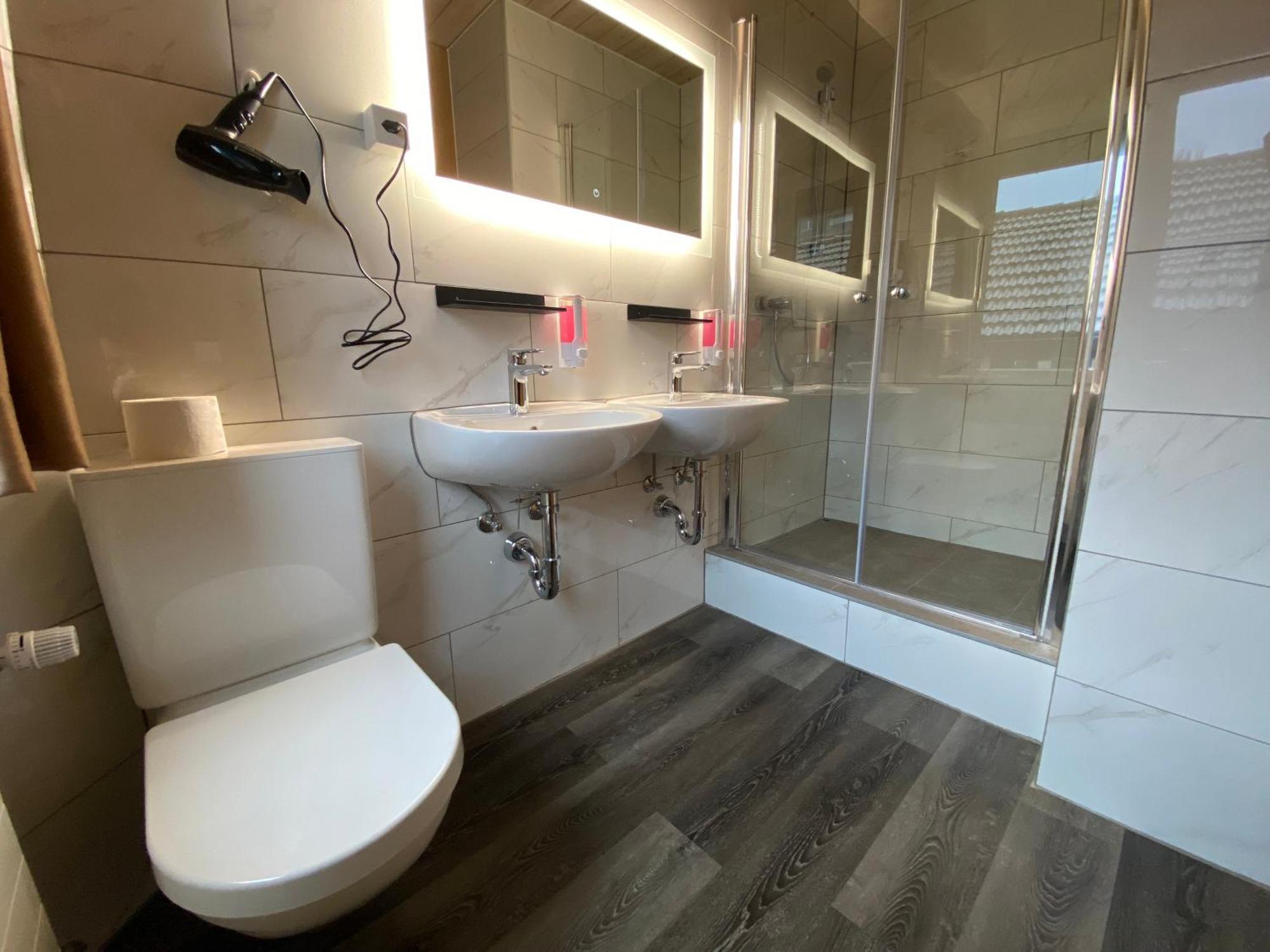 Hotel Da Luca Herzogenbuchsee ภายนอก รูปภาพ