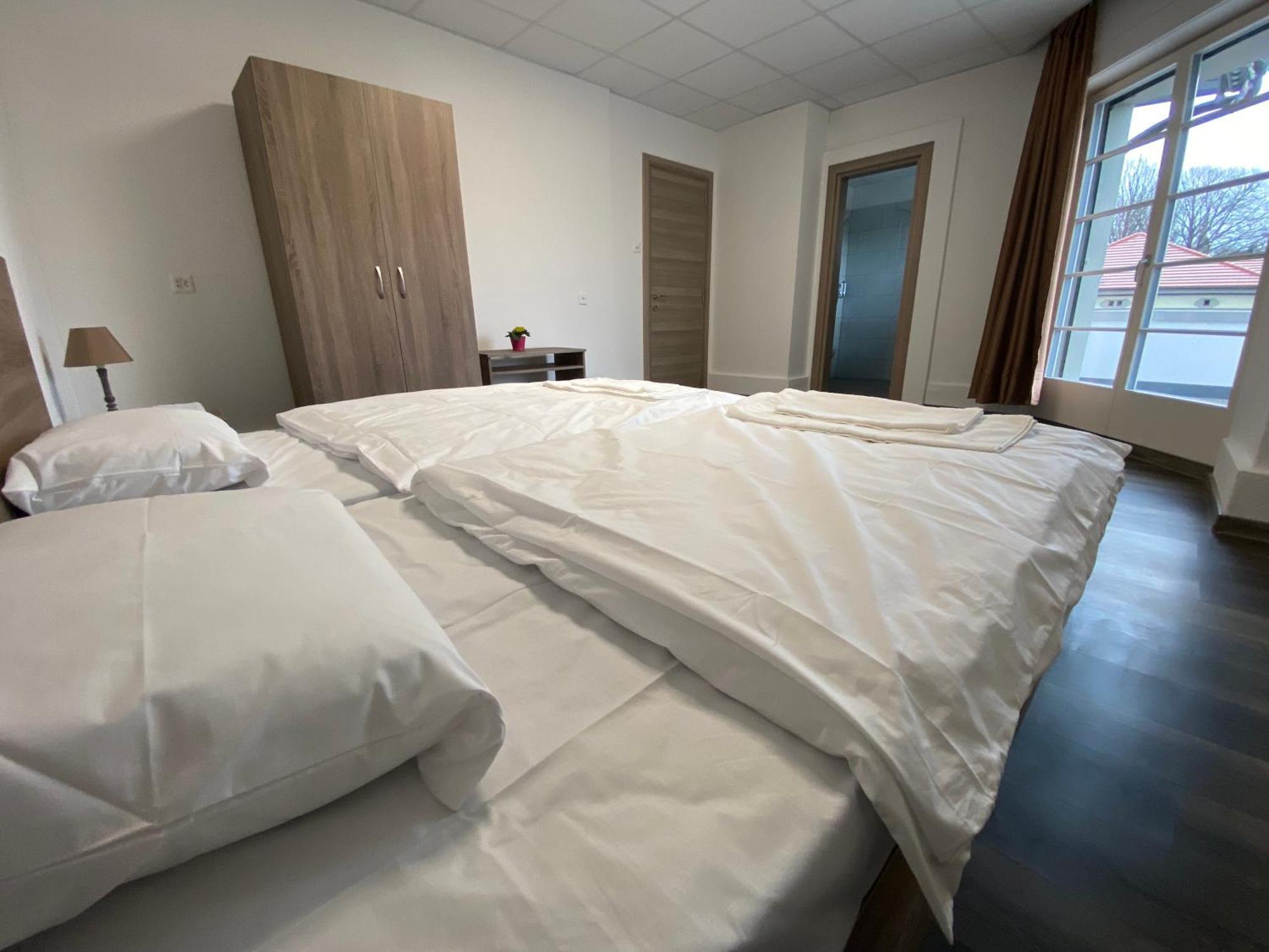 Hotel Da Luca Herzogenbuchsee ภายนอก รูปภาพ